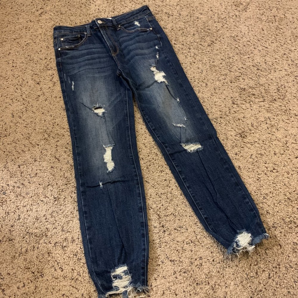 NWOT Tricot Ripped/Distressed Blue Jeans, Size 11/29